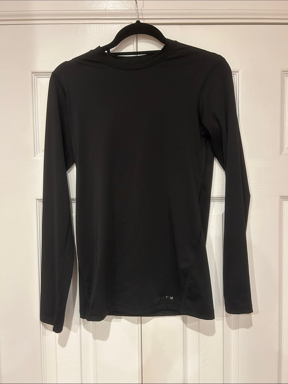 tek gear Black Long-Sleeve Performance Top Size Medium